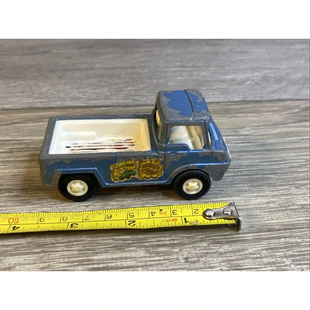 TootsieToy blue wheelie
